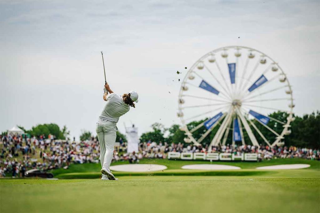 Tommy Fleetwood auf der 18 mit dem ikonischen Riesenrad 2022 (Foto: TK)